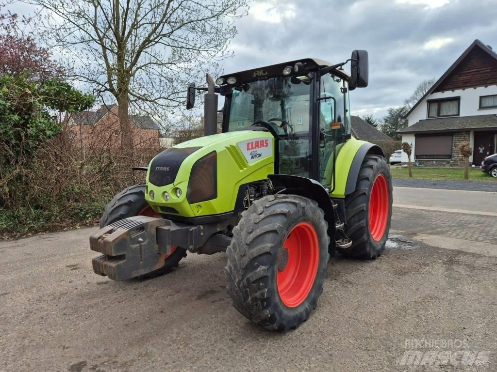 CLAAS Arion 430 Traktoriai