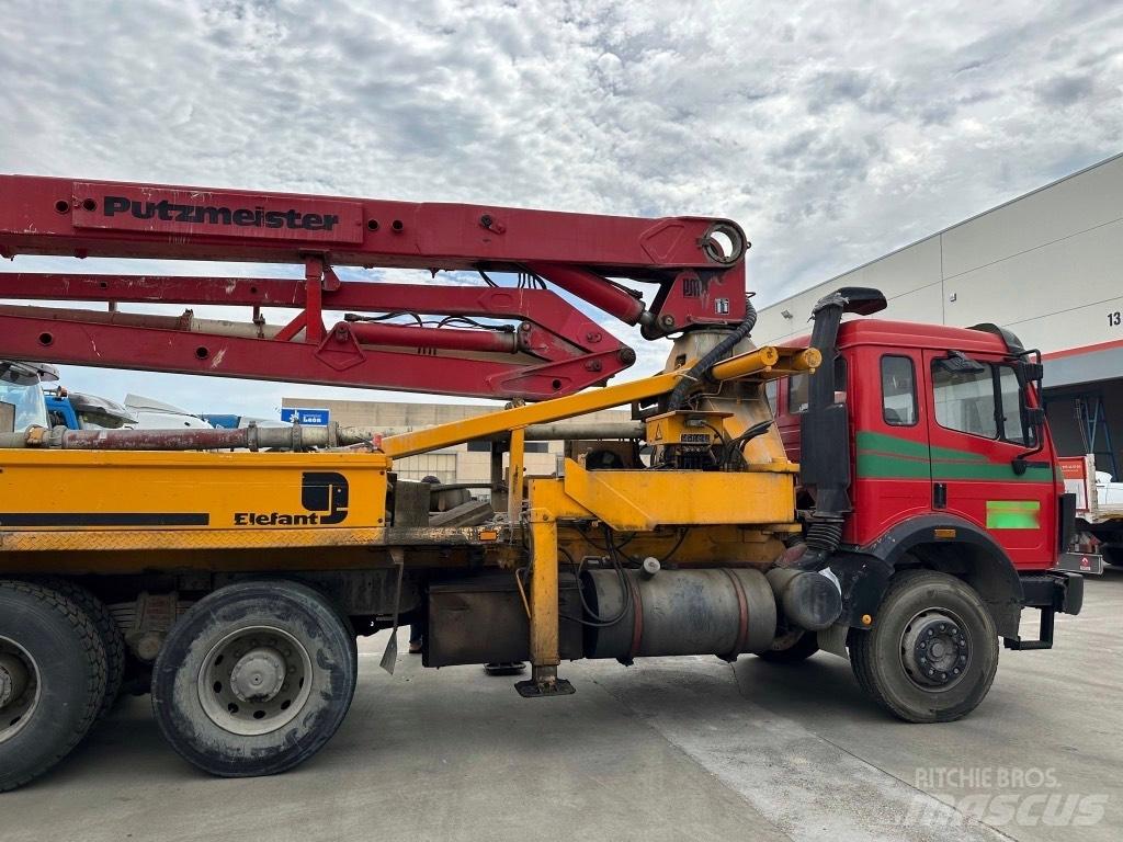 Mercedes-Benz 2435 Betonvežiai