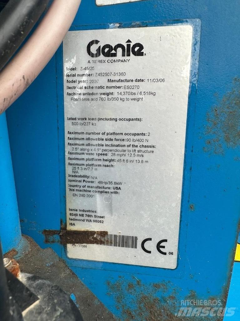 Genie Z 45/22 Alkūniniai keltuvai