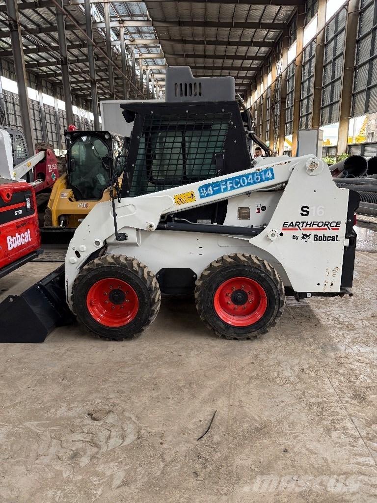 Bobcat S 16 Krautuvai su šoniniu pasukimu