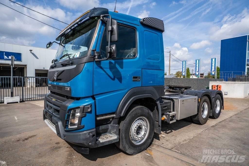 Volvo FMX 460 Naudoti vilkikai