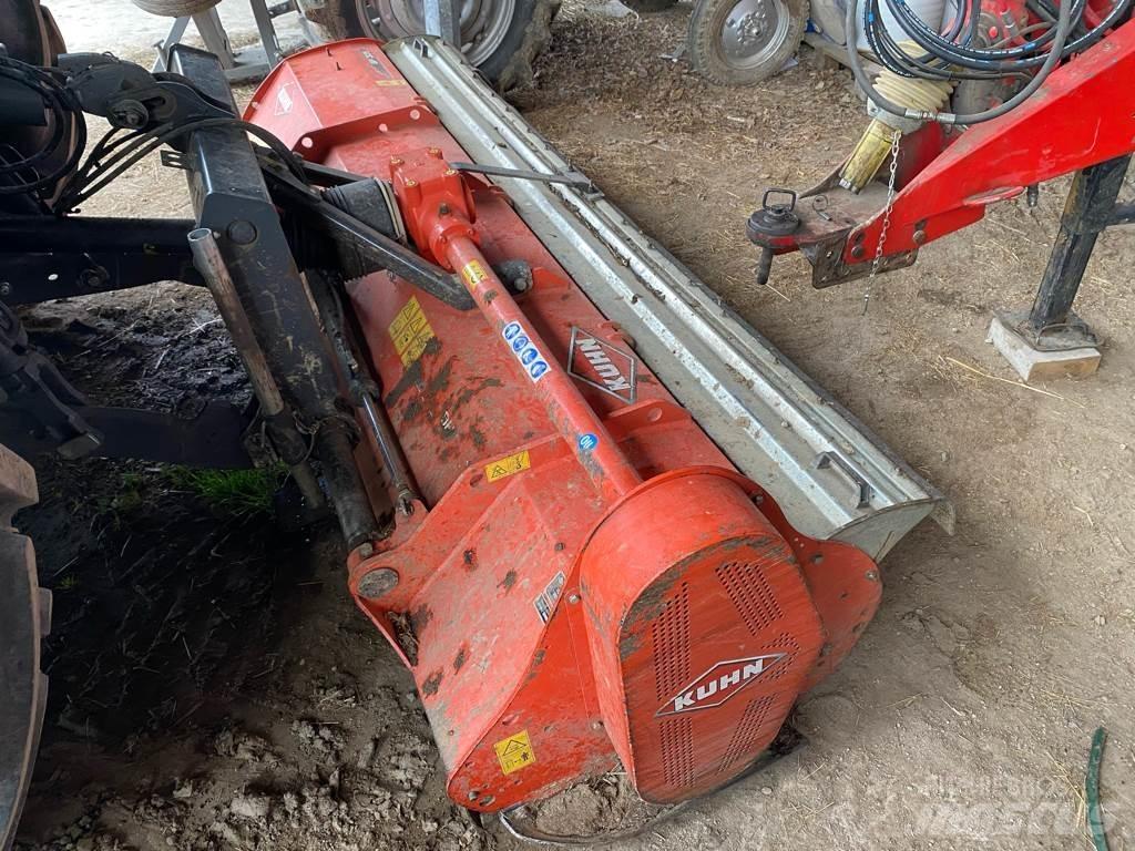 Kuhn BP 305 Trupintuvai