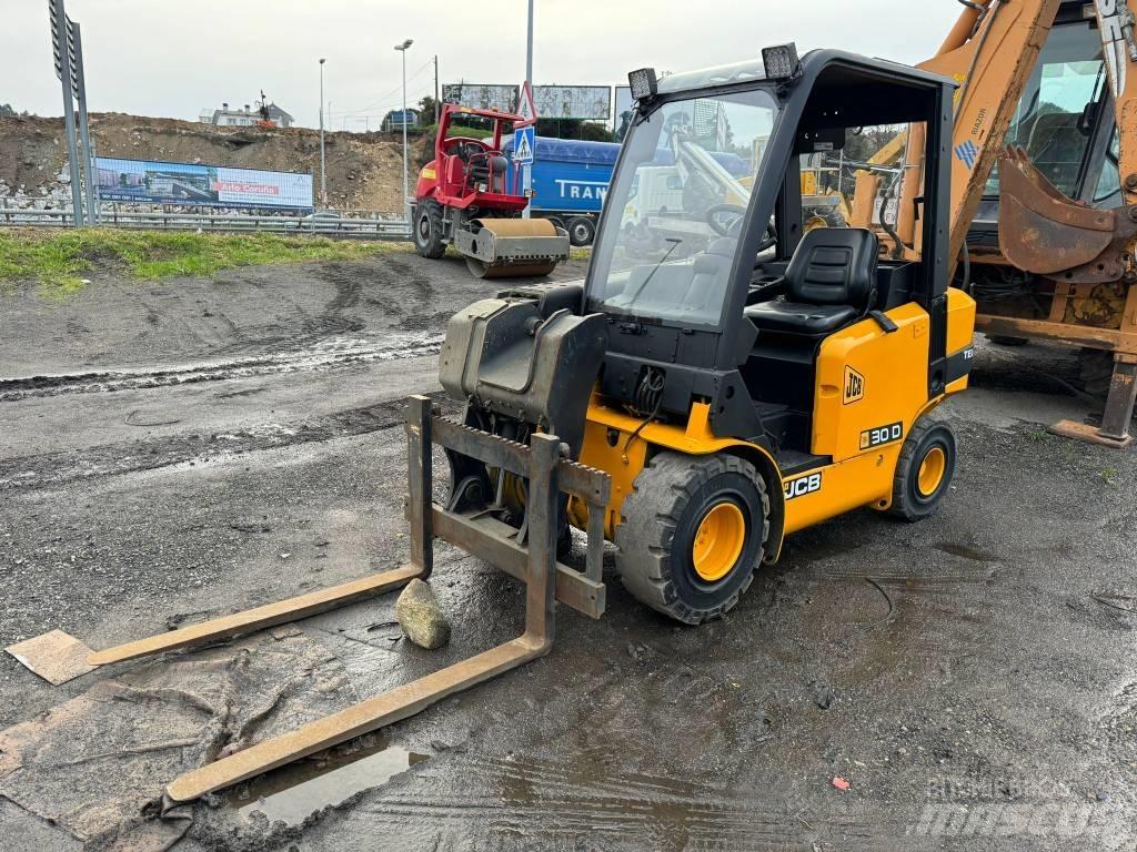 JCB TD30D TELETRUCK Teleskopiniai krautuvai