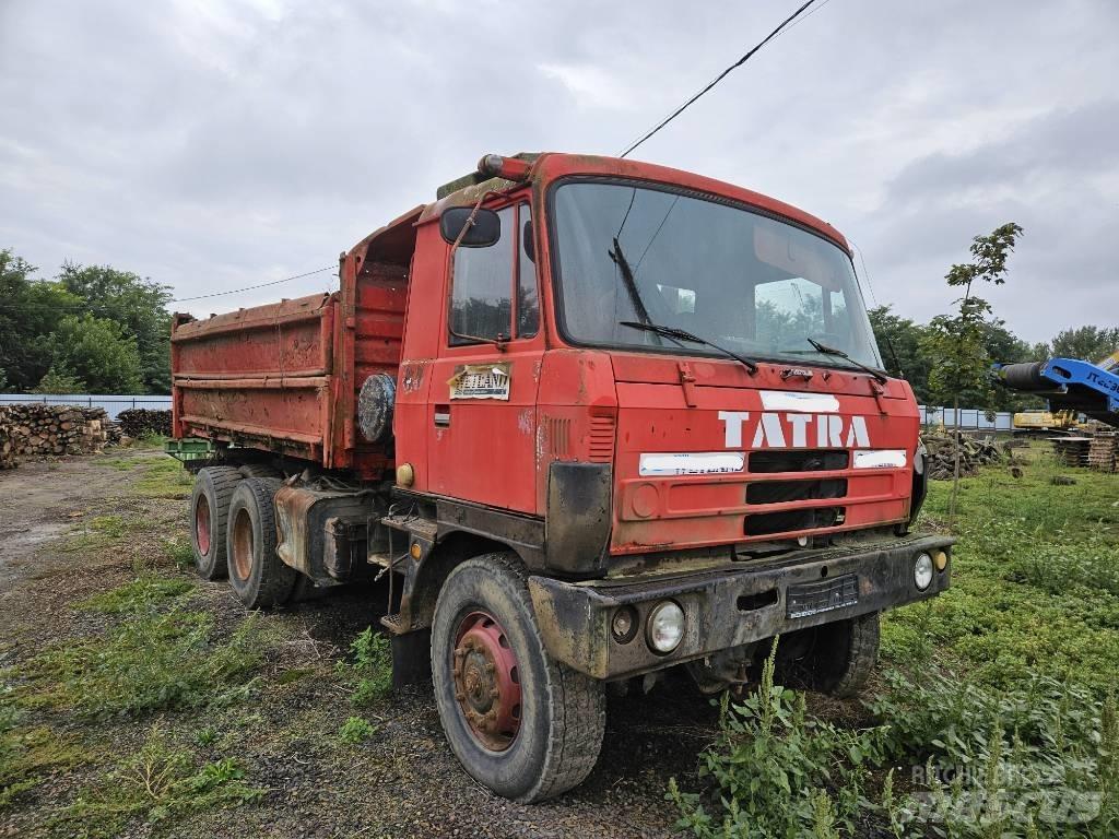 Tatra 138 S3  6x6 Savivarčių priekabų vilkikai