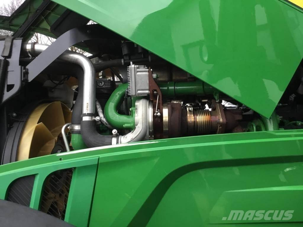 John Deere 6250R Traktoriai