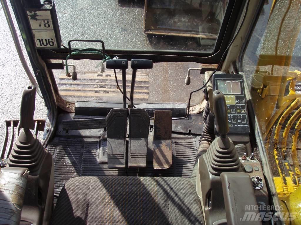 Komatsu PC120-5 Vikšriniai ekskavatoriai
