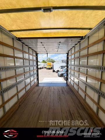 Freightliner M2 Kita
