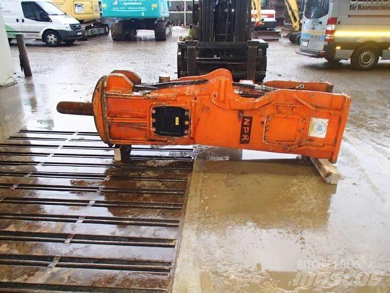 NPK E-225 A Hidrauliniai kūjai / Trupintuvai
