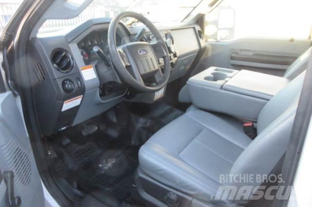 Ford F450 Ant vilkikų montuojamos kėlimo platformos