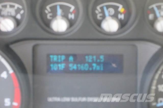 Ford F450 Pagalbos kelyje automobiliai