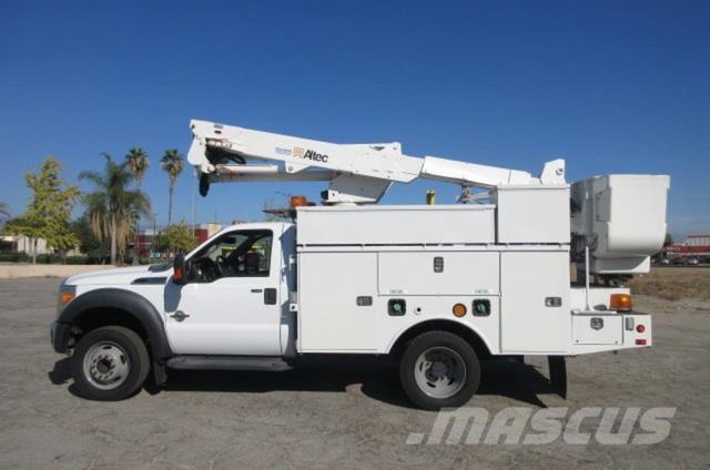 Ford F550 Pagalbos kelyje automobiliai