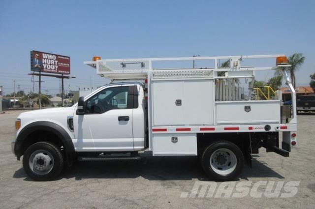 Ford F550 Pagalbos kelyje automobiliai
