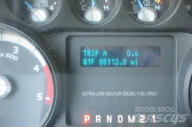Ford F550 Pagalbos kelyje automobiliai