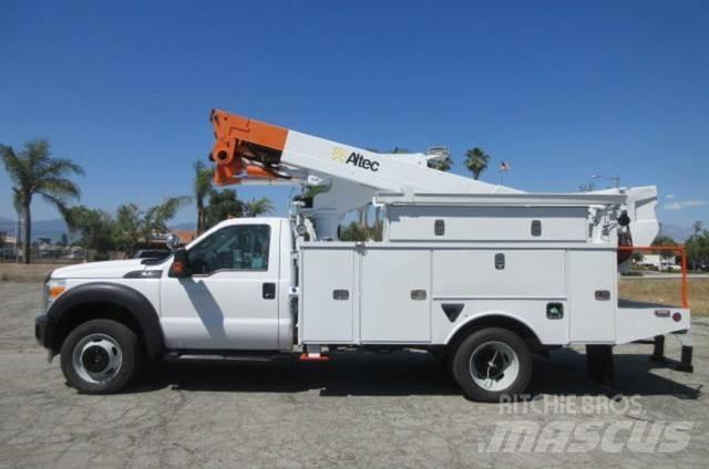 Ford F550 Pagalbos kelyje automobiliai