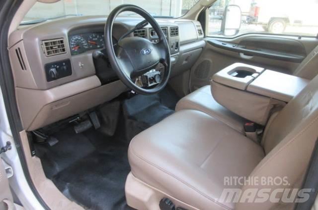 Ford F550 Pagalbos kelyje automobiliai