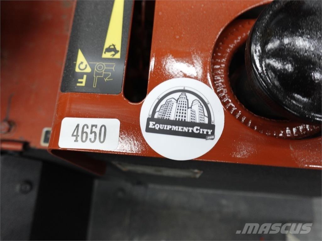 Ditch Witch 3700 Tranšėjų ekskavatoriai
