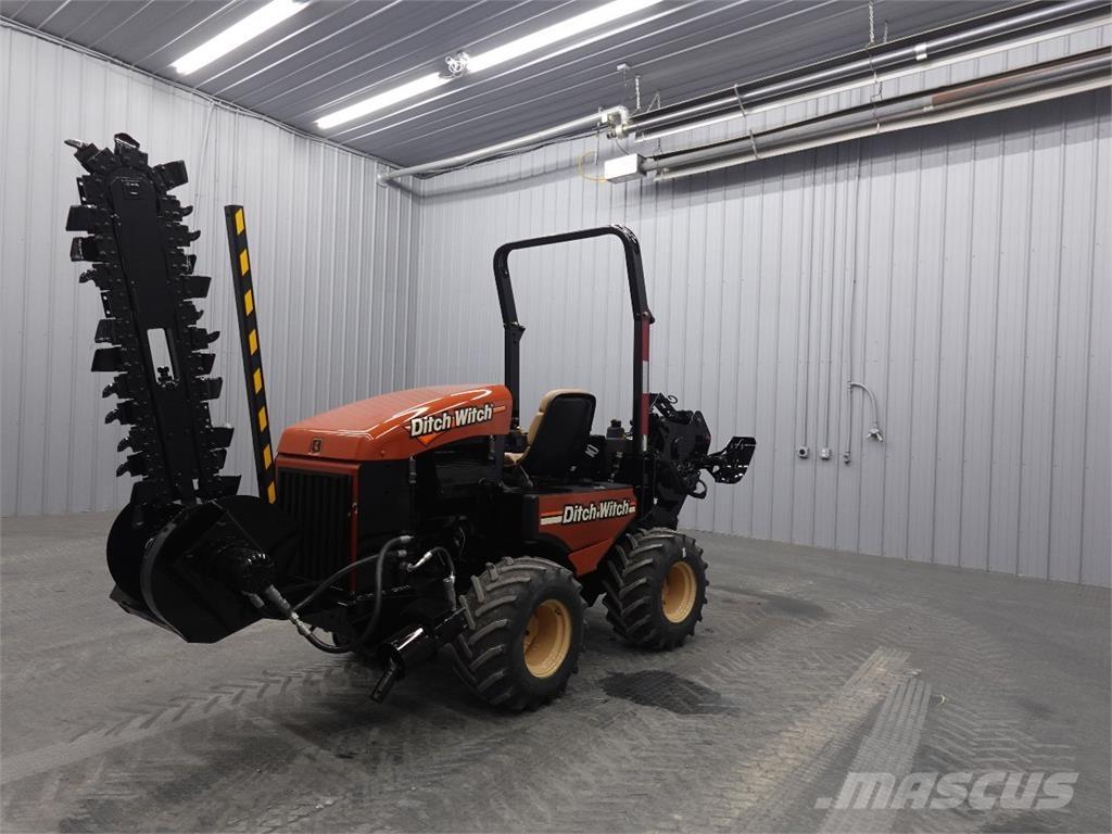 Ditch Witch 420SX Tranšėjų ekskavatoriai