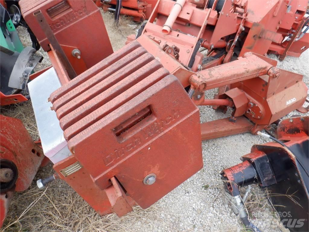 Ditch Witch A630 Plūgai