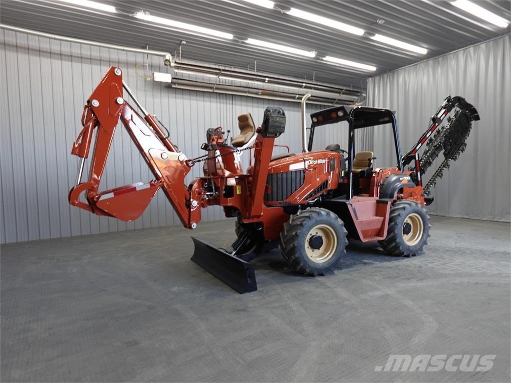 Ditch Witch RT100 Tranšėjų ekskavatoriai