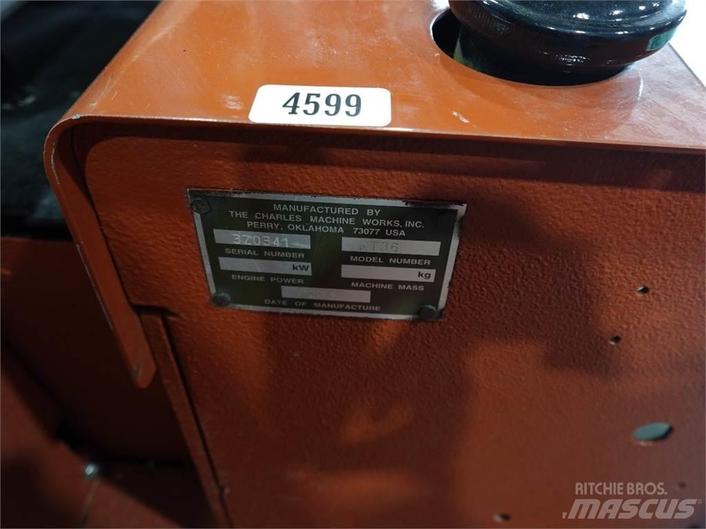 Ditch Witch RT36 Tranšėjų ekskavatoriai