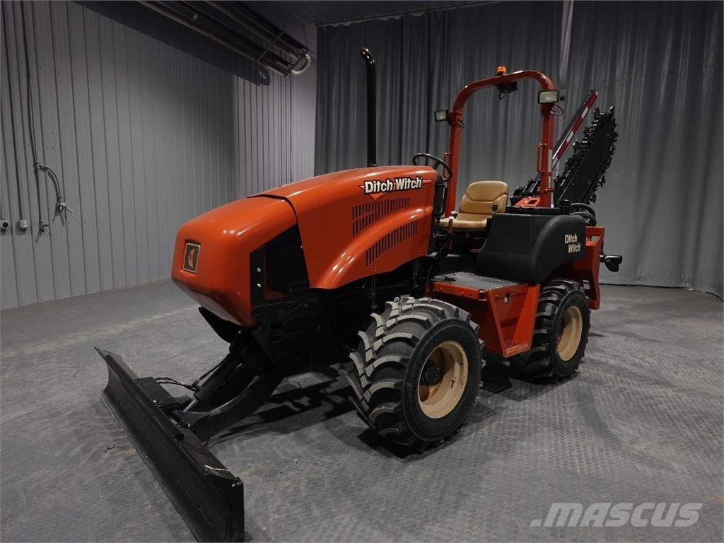 Ditch Witch RT80 Tranšėjų ekskavatoriai