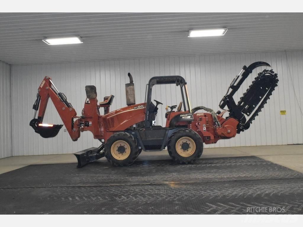 Ditch Witch RT95 Tranšėjų ekskavatoriai