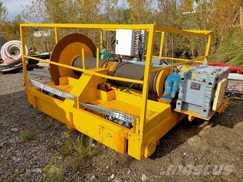  . . Krovimas/Kėlimas - Kita