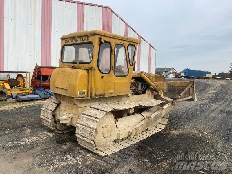 CAT D4D Vikšriniai buldozeriai