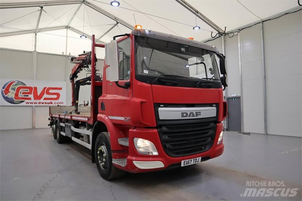 DAF CF 320 Neapdoroto reljefo kranai