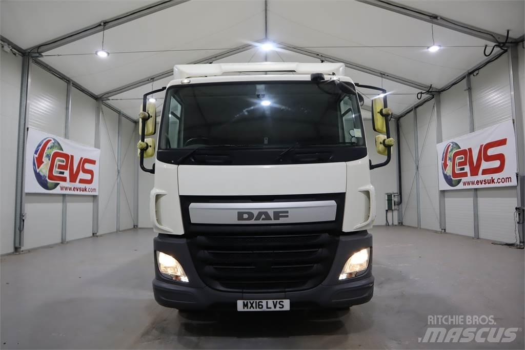 DAF CF220 Sunkvežimiai su dengtu kėbulu