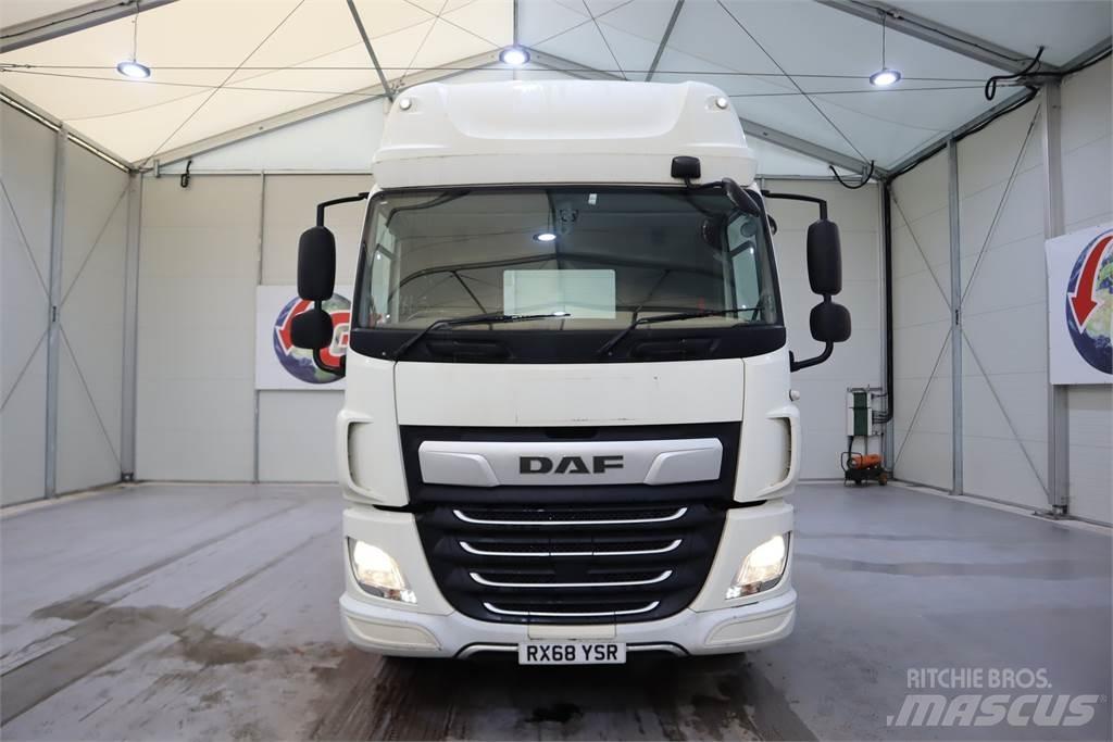 DAF CF450 Naudoti vilkikai