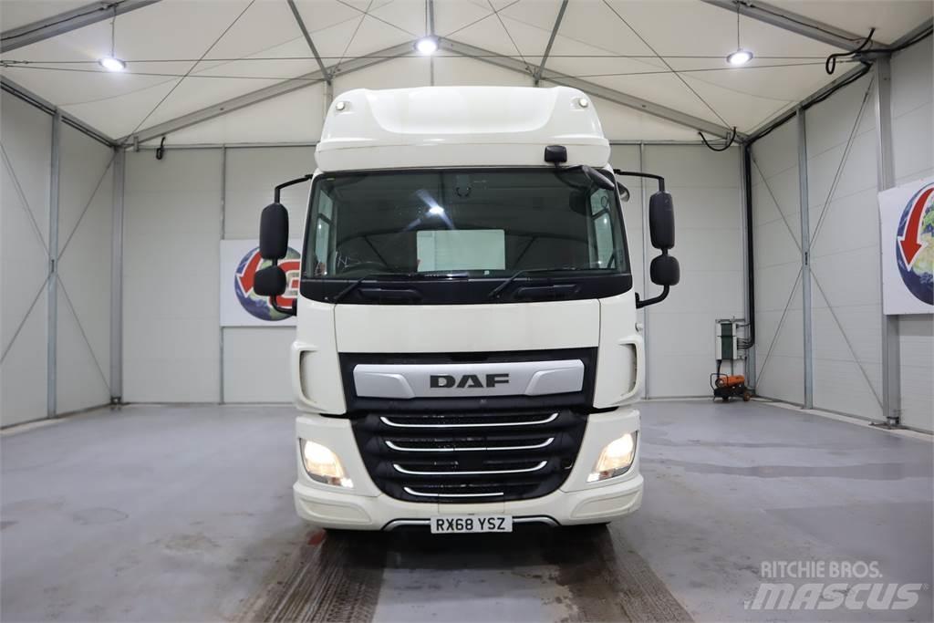 DAF CF450 Naudoti vilkikai