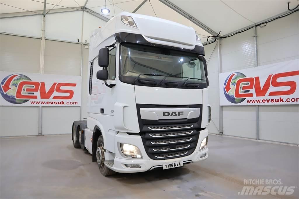 DAF XF530 Naudoti vilkikai