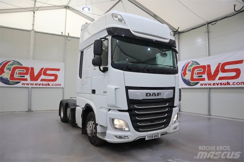 DAF XF530 Naudoti vilkikai