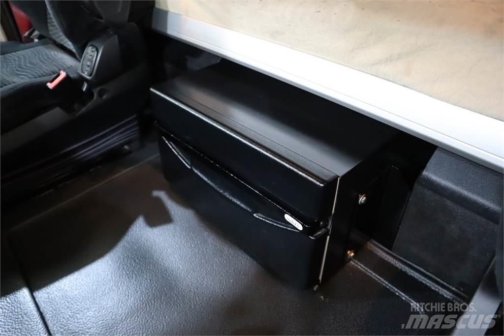 Mercedes-Benz Actros 2543 Naudoti vilkikai