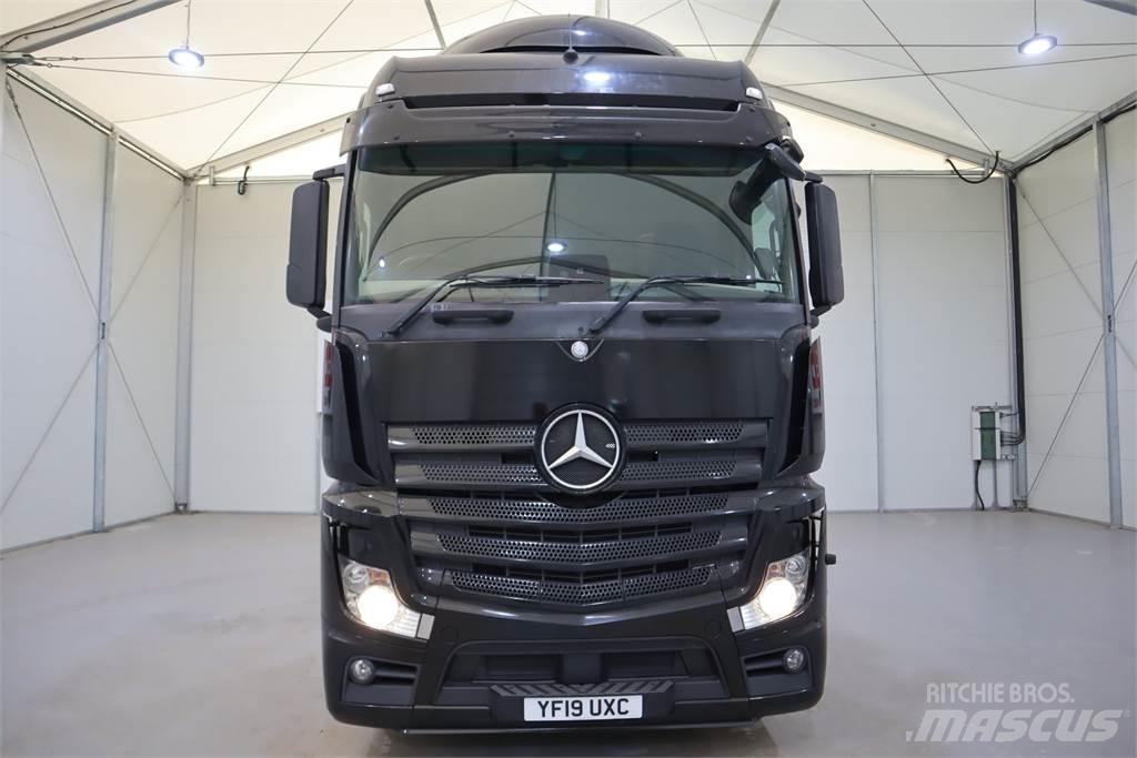 Mercedes-Benz Actros 2545 Naudoti vilkikai