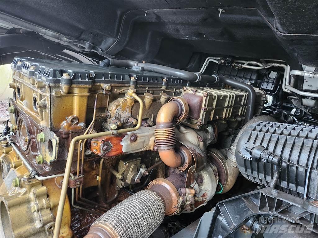 Mercedes-Benz ACTROS 2545 Naudoti vilkikai