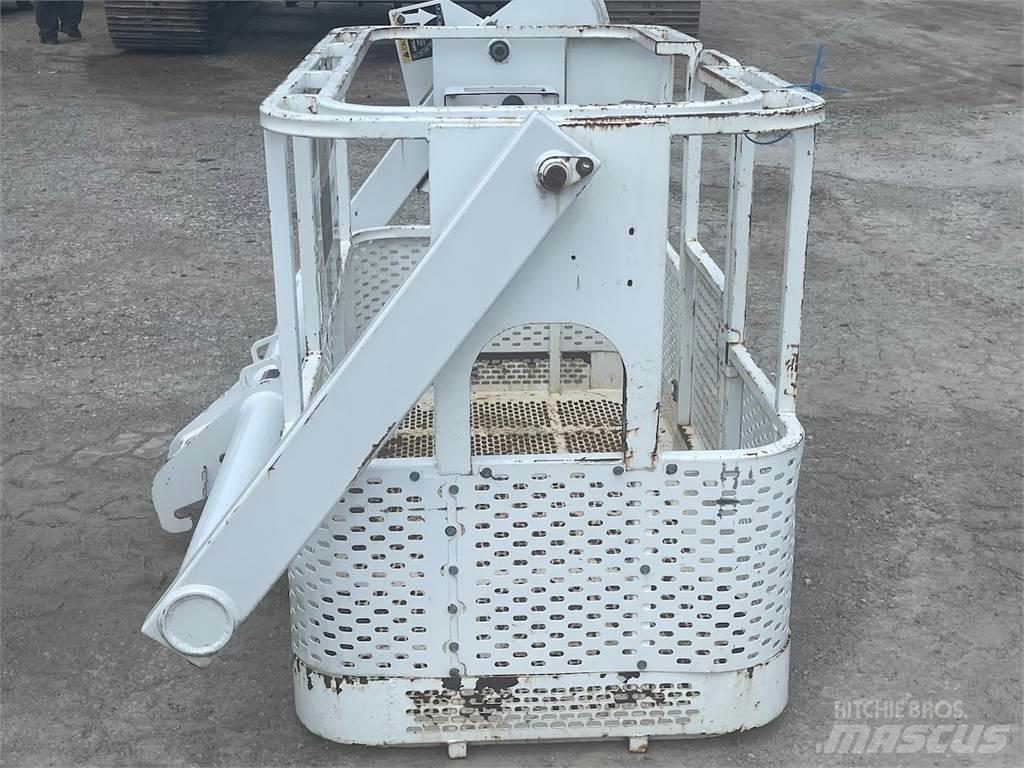 Altec  Kranų dalys ir įranga