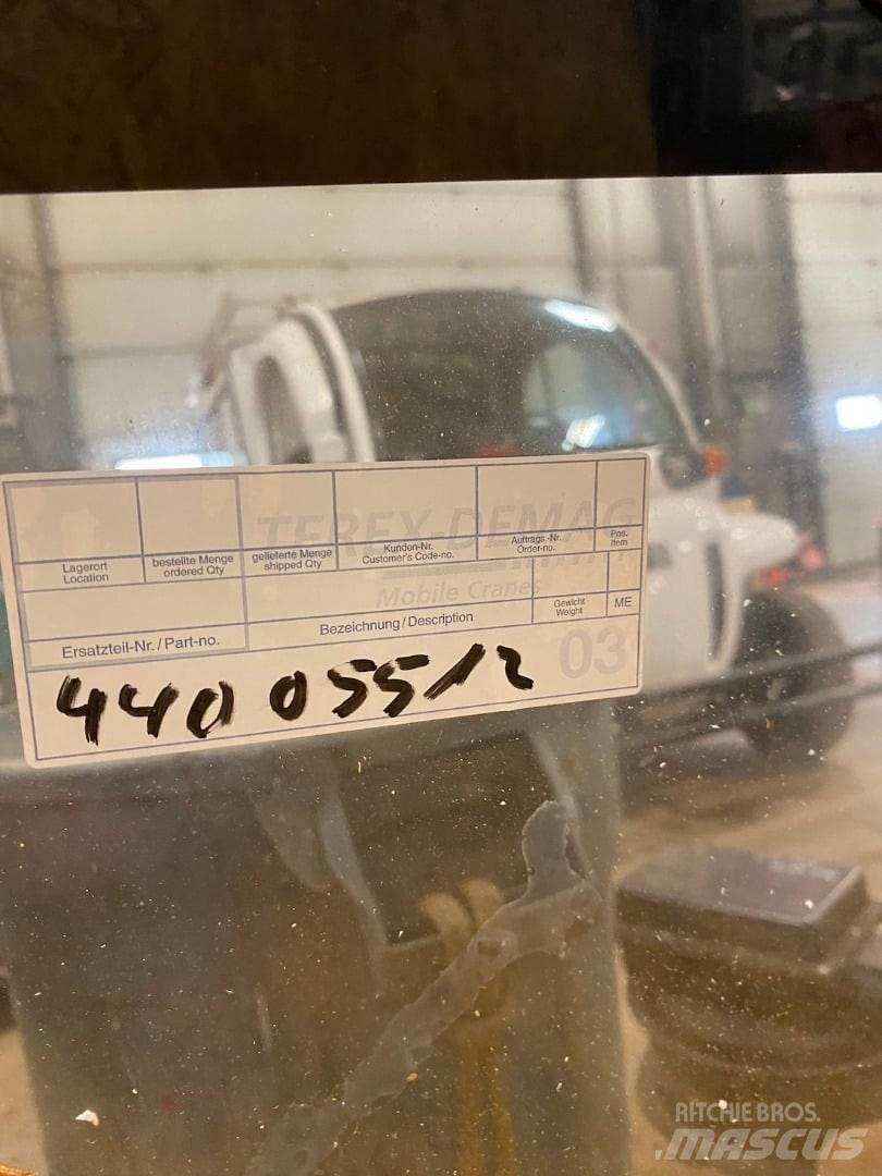 Demag 44005512 Kiti kranai