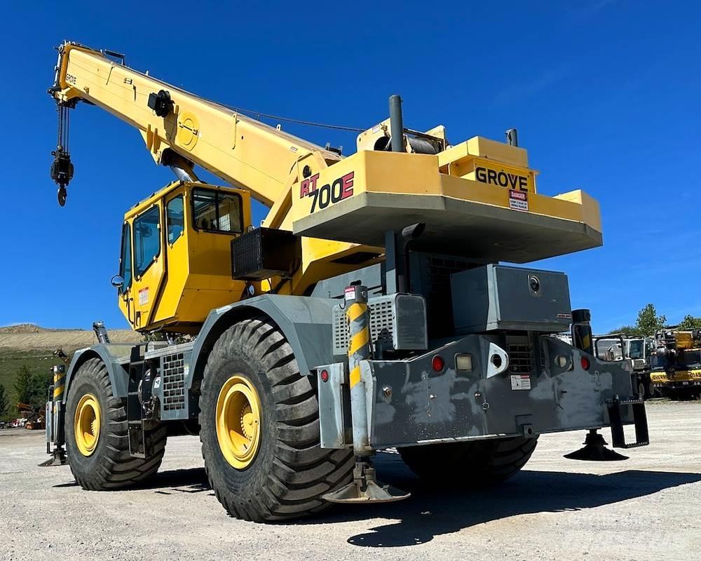 Grove 750E Neapdoroto reljefo kranai