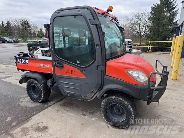 Kubota RTV1100 Kiti kranai
