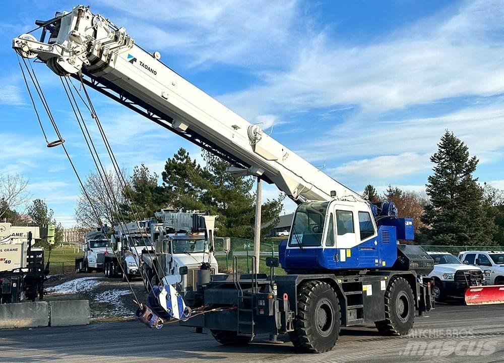 Tadano GR-350XL-3 Neapdoroto reljefo kranai