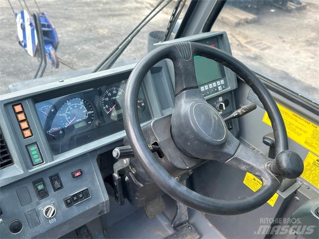 Tadano GR-350XL-3 Neapdoroto reljefo kranai
