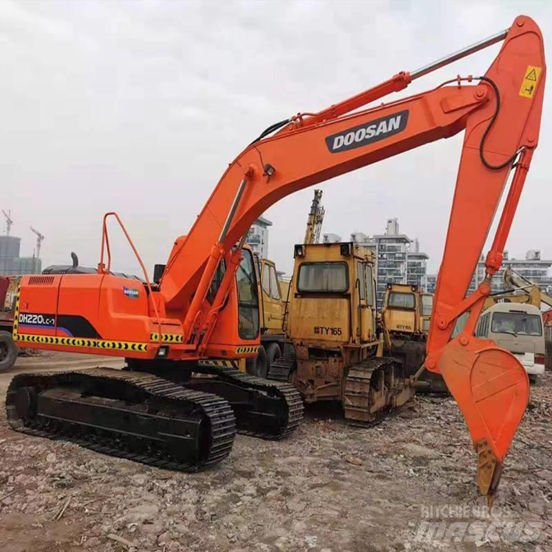 Doosan DH 220 Vikšriniai ekskavatoriai