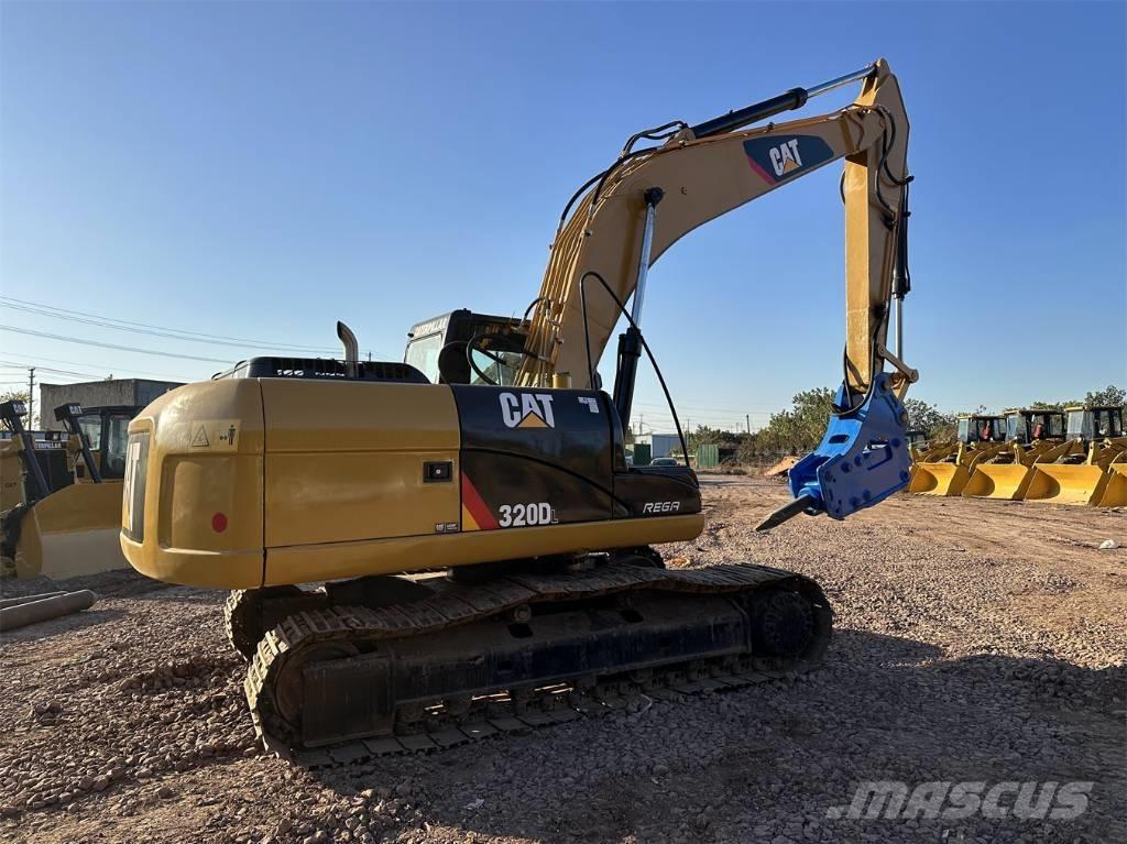 CAT 320 D L Vikšriniai ekskavatoriai