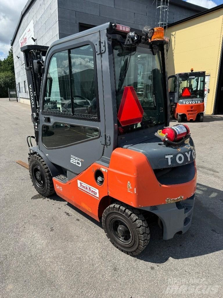 Toyota 06-8FD20F Dyzeliniai krautuvai