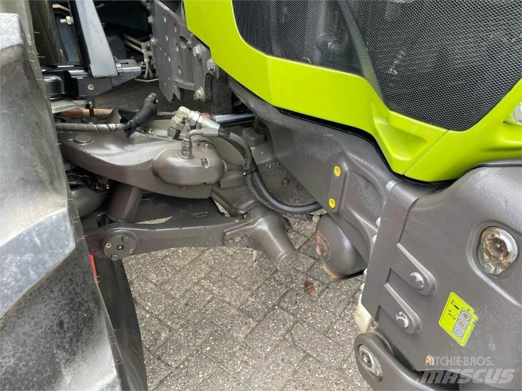 CLAAS Arion 650 Traktoriai