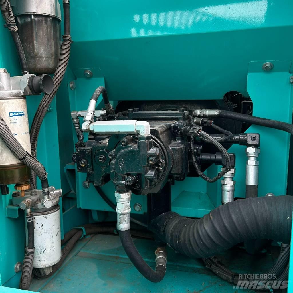 Kobelco 130 Vikšriniai ekskavatoriai