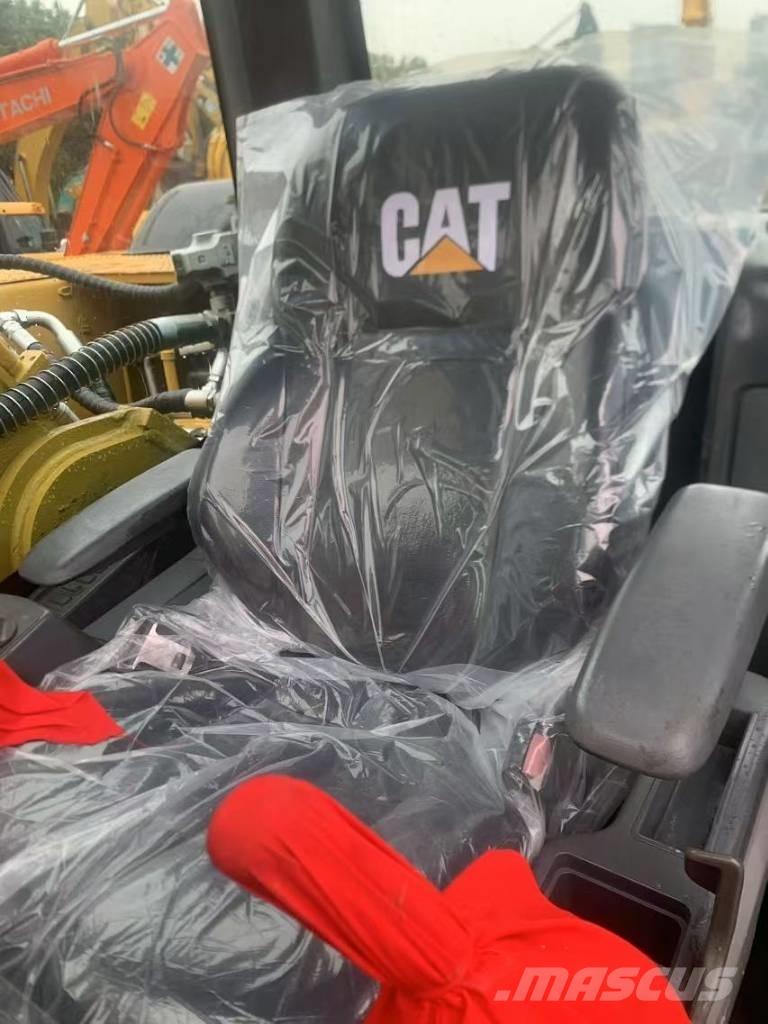 CAT 329 D Vikšriniai ekskavatoriai