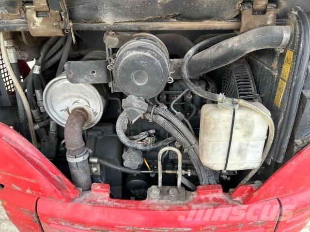 Airman AX 16-3 Vikšriniai ekskavatoriai